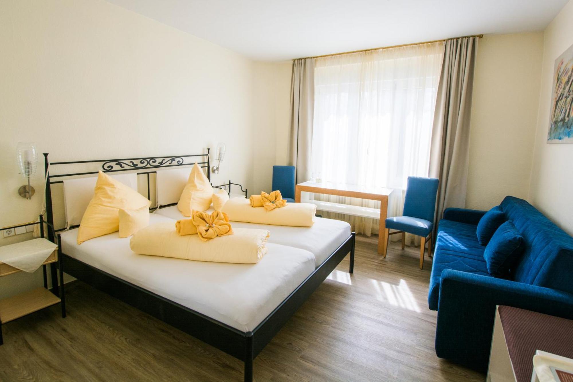 Hotel & Restaurant Mainaublick 3*