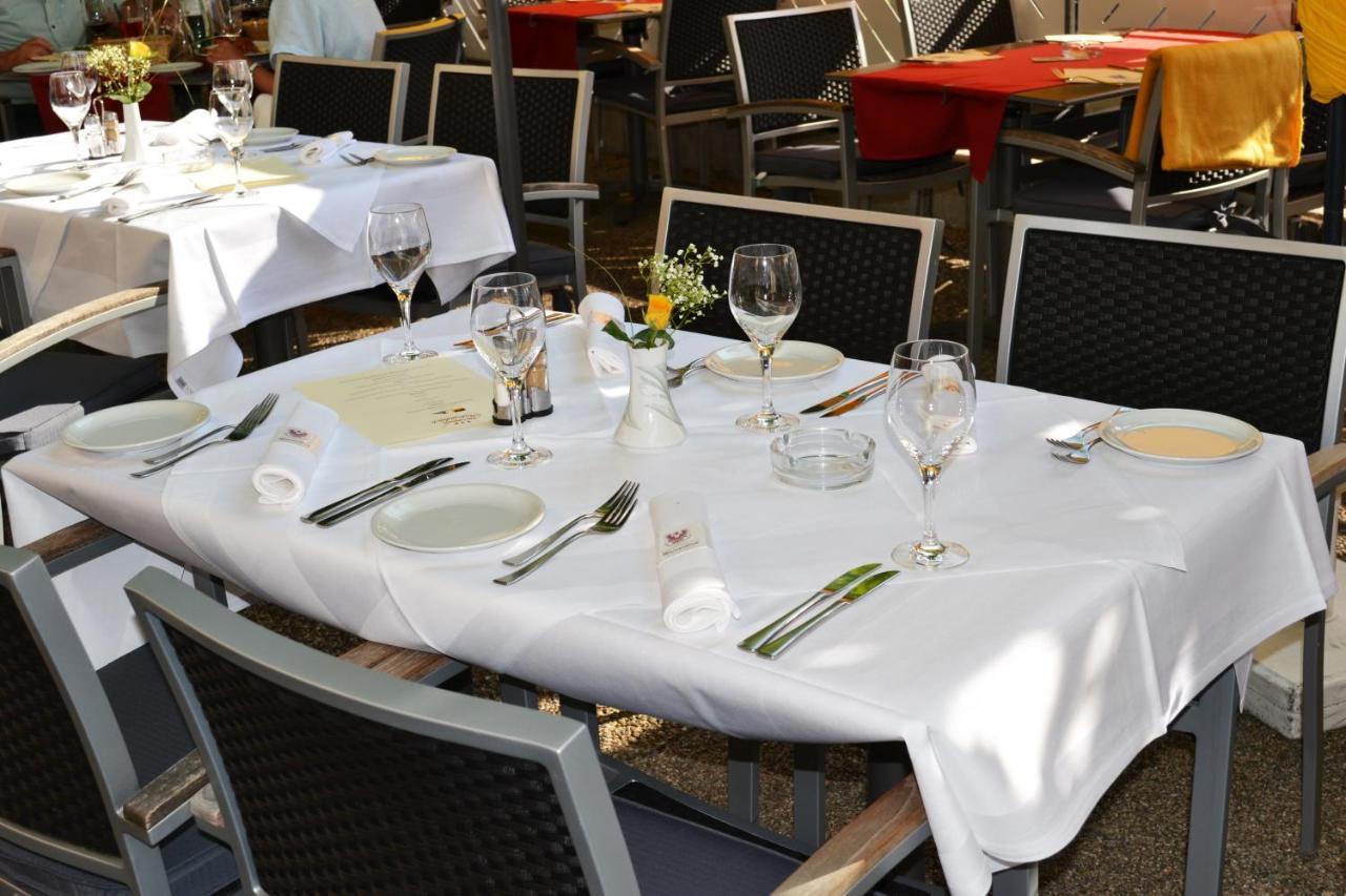 & Restaurant Mainaublick Uhldingen-Muehlhofen